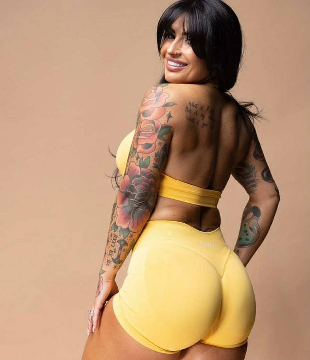 FOTO Superbaka iz Londona: Ljepša sam i uspješnija nego kad sam imala 20 godina!