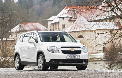 Chevrolet uz novi automobil poklanja set zimskih guma