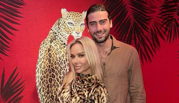 FOTO Samo luksuz u Dubaiju! Maja i Šime uskočili u kupaće kostime i osvježili se u bazenu