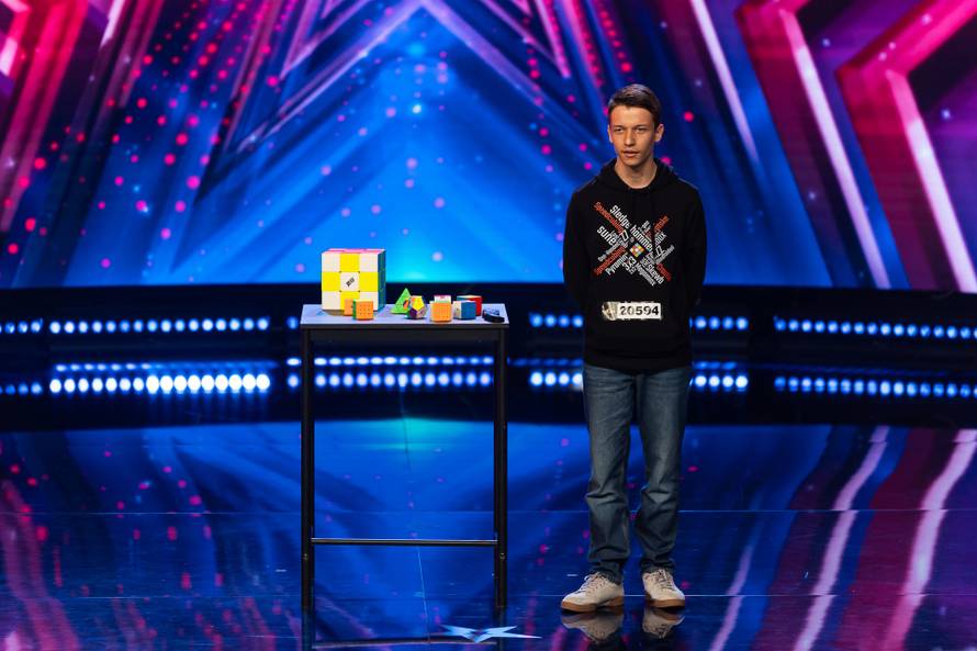 'Jedan od najboljih ikad': Filipinac pjesmom 'Lutka' zaslužio Martinin zlatni gumb