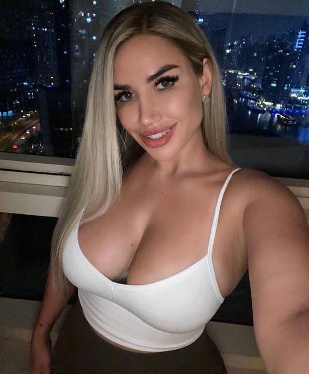 FOTO Mlada mama pokazala sve: Pogledajte zašto je Alina hit na društvenim mrežama...