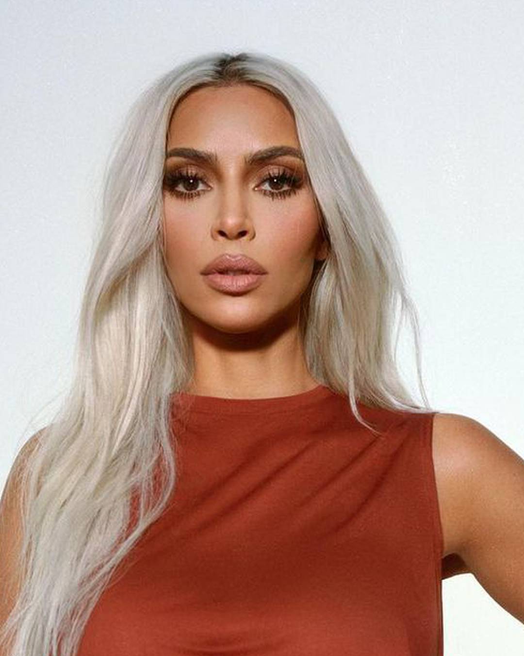 Kim Kardashian otkrila poprsje i zaključila: 'Tijelo mi je savršeno i zbog toga sam najbolji model'