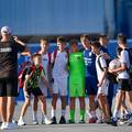 FOTO To ti je tako kad si Luka Modri&cacute;: Mali navija&ccaron;i 'opkolili' kapetana dok je i&scaron;ao na trening