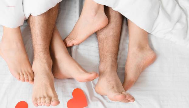 Žene dijele šokantna iskustva: 'Za Valentinovo mi je ponudio trojac! Pozvao je prijateljicu!'