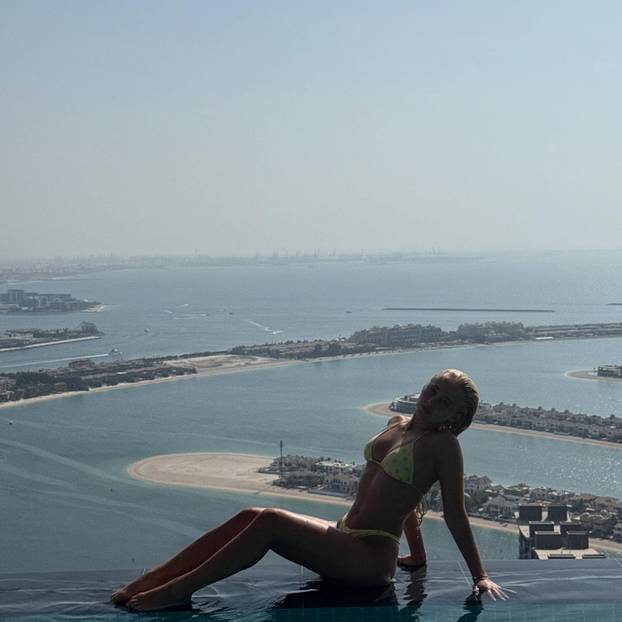 FOTO Bujna plavuša zavela je Vuškovićeva budućeg suigrača