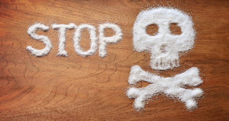 Istina o tome kako nam šećer uništava san, a još nas i deblja