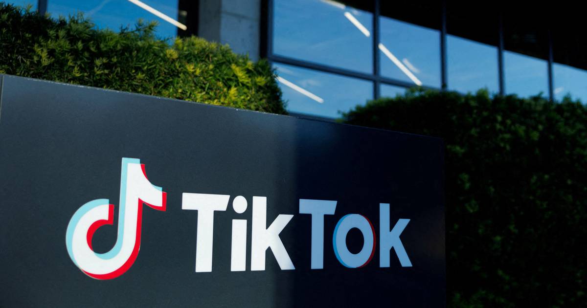 TikTok shares hundreds of resignations, AI will moderate online content