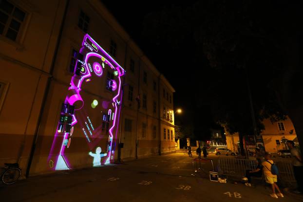 Druga večer Visualie - festivala svjetla u Puli