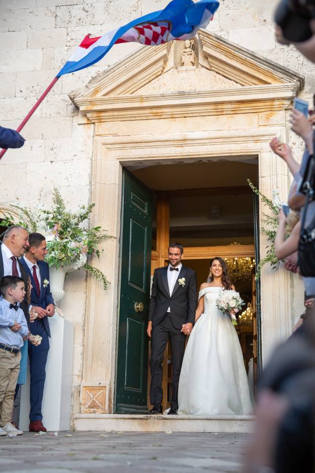 ARHIVA - 2018. Cavtat: Marin Čilić sa suprugom Kristinom izlazi iz crkve nakon vjenčanja