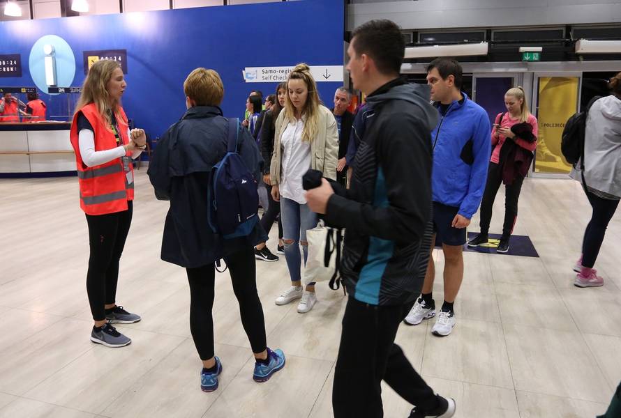 Pripreme u ZraÄnoj luci Franjo TuÄman uoÄi noÄne utrke 00:24