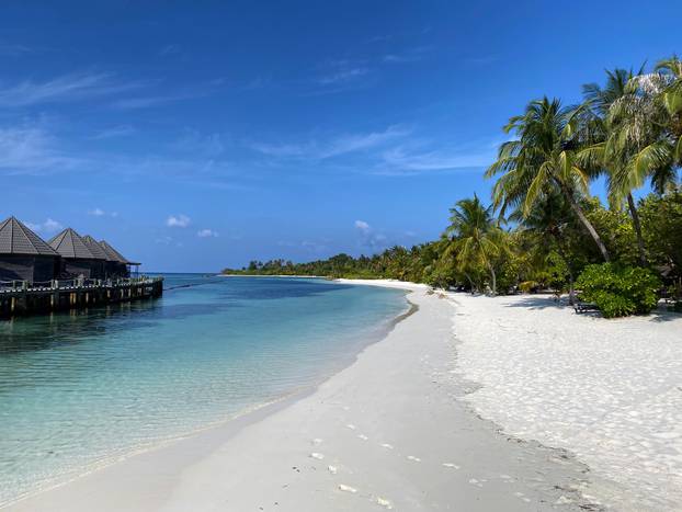 Najmanje stotinu njema?kih turista trenutno zaglavljeno u luksuznim hotelima na Maldivima
