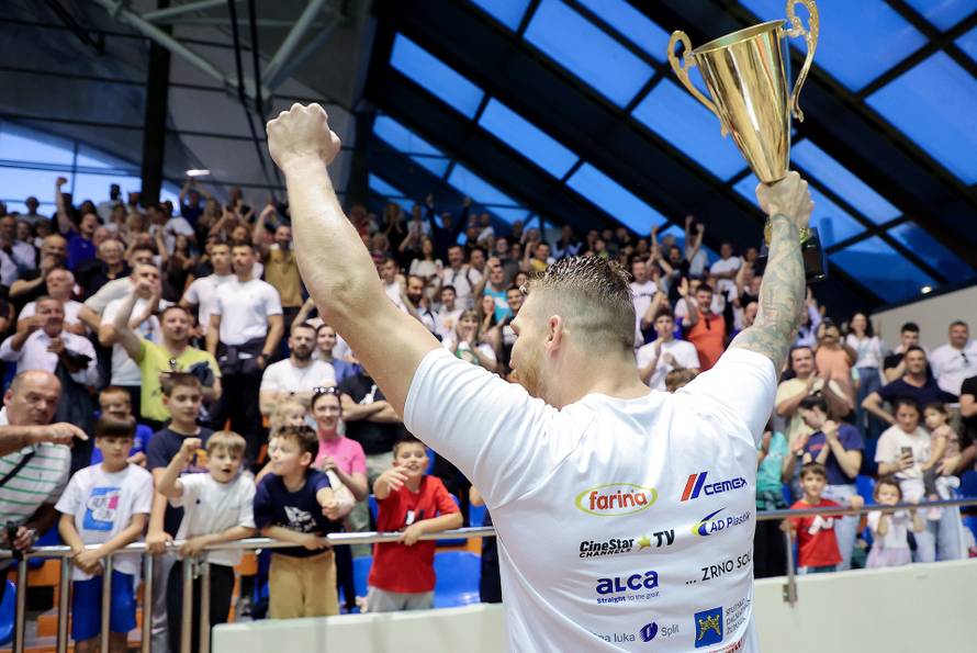 Split: Vaterpolisti Jadrana obranili naslov prvaka treću godinu zaredom