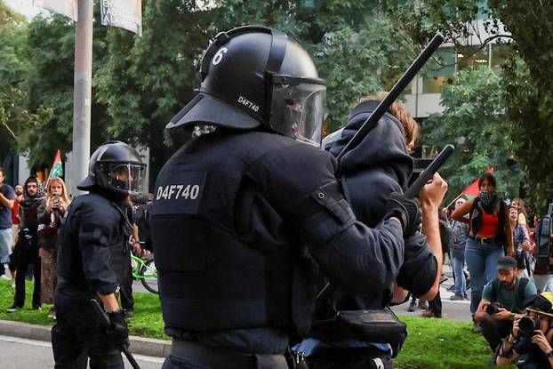 Spanish unions call a general strike in solidarity with Palestinians in Gaza, in Barcelona