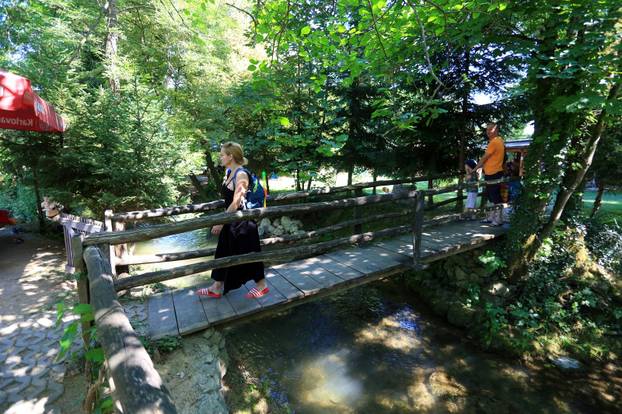 Brojna kupališa rijeke Mrežnice