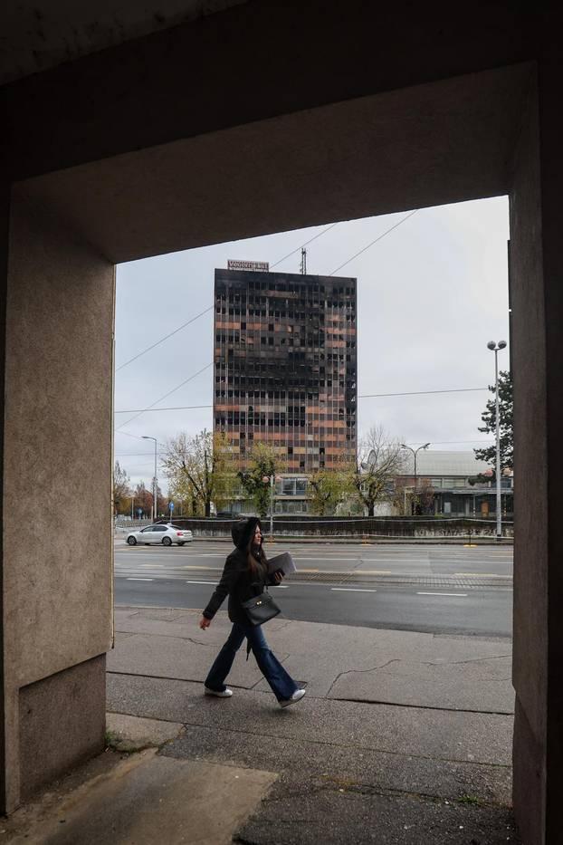 Zagreb: Započeo je očevid nebodera Vjesnik