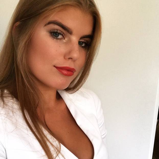 FOTO Legendarni nogometaš na dodjelu Zlatne lopte poveo novu djevojku. Mlađa je 38 godina