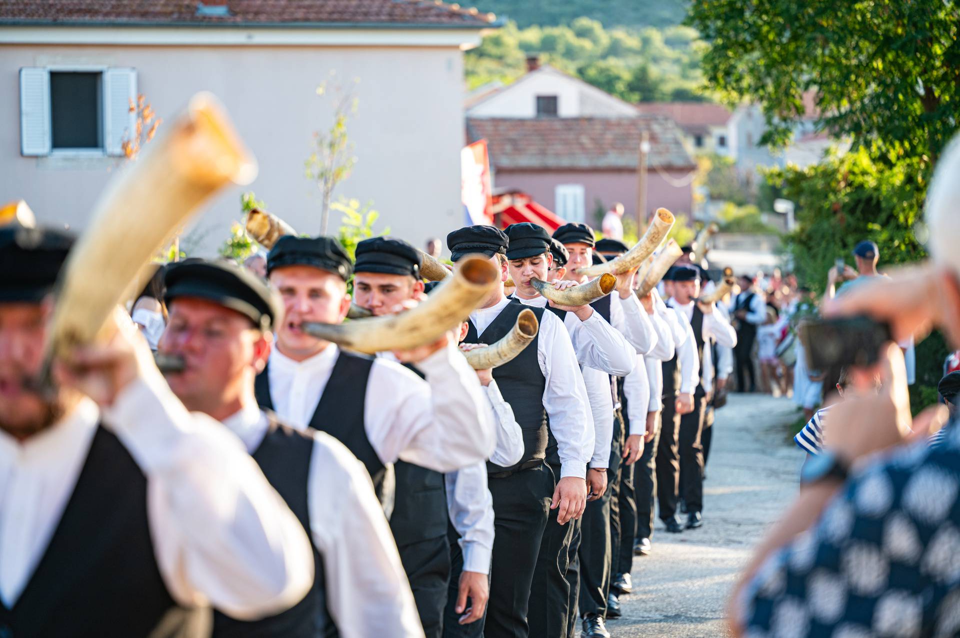 Naša zemlja stvorena je za spori način života. Usporite u svemu, naročito na putovanju