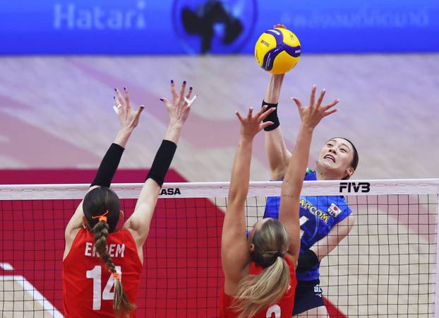 Women's World Championships - Semi Final - Japan v Turkey