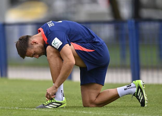 Zagreb: Hrvaski nogometni reprezetativci odradili trening na Maksimiru