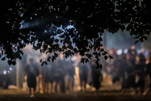 Vukovar.  Nakon završetka koncerta stvarale su se gužve. 