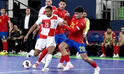 Hrvatska zamalo kreirala &ccaron;udo, ali  &Scaron;panjolci su se ipak - spasili! Sad po broncu i dan za povijest