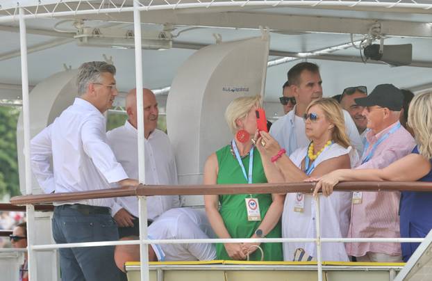 Metković: Tradicionalni 29. Maraton lađa