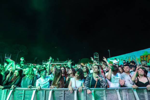 Atmosfera na prvoj večeri Sea Star Festivala u Umagu