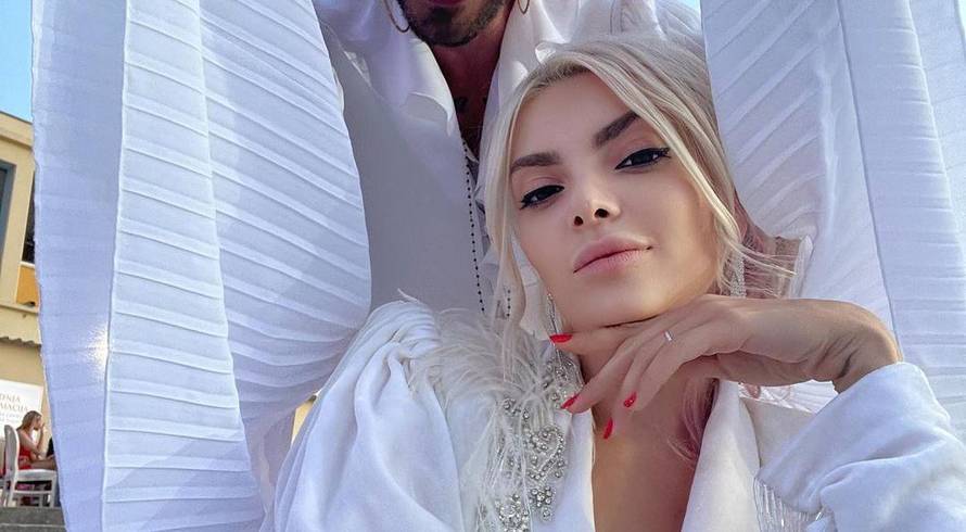 Ella Dvornik je priznala da pije oko dvije litre Coca Cole svaki dan, a mnogi joj u to ne vjeruju