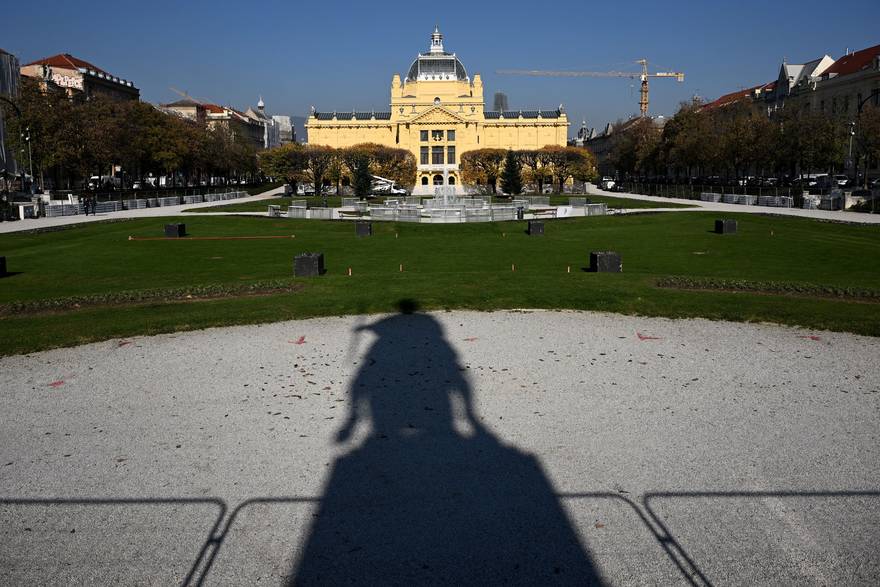 Zagreb: Izgradnja Ledenog parka na Trgu kralja Tomislava