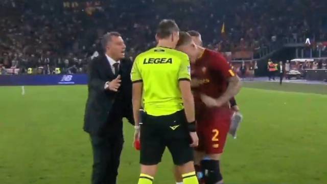 VIDEO Sudac nagazio igrača Rome, ovaj mu se unio u lice!