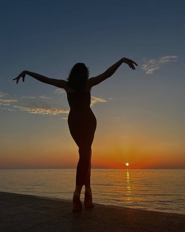 FOTO Putinova ljubimica imala je velike planove. Morala je na operaciju i tu joj je počeo pakao