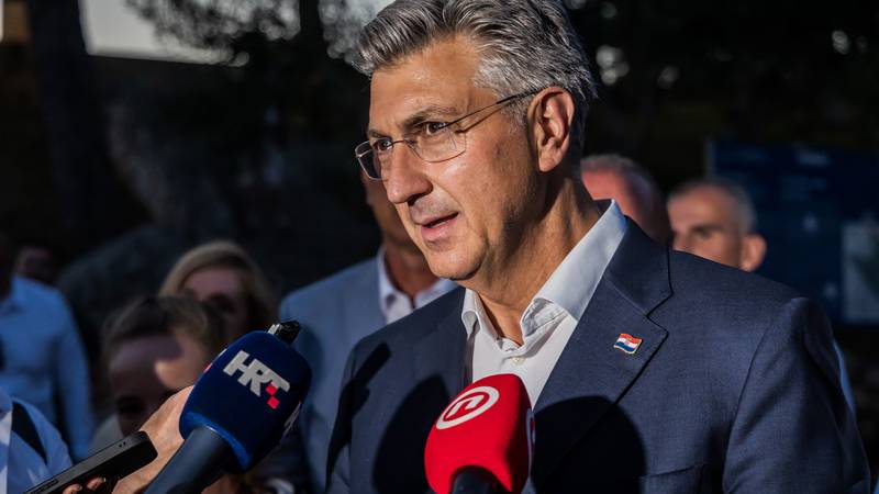 Plenković o vodostajima rijeka: 'Sigurnost opskrbe zajamčena, imat ćemo dovoljno struje...'