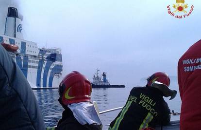 Velik požar izbio na trajektu sa 188 putnika i članova posade