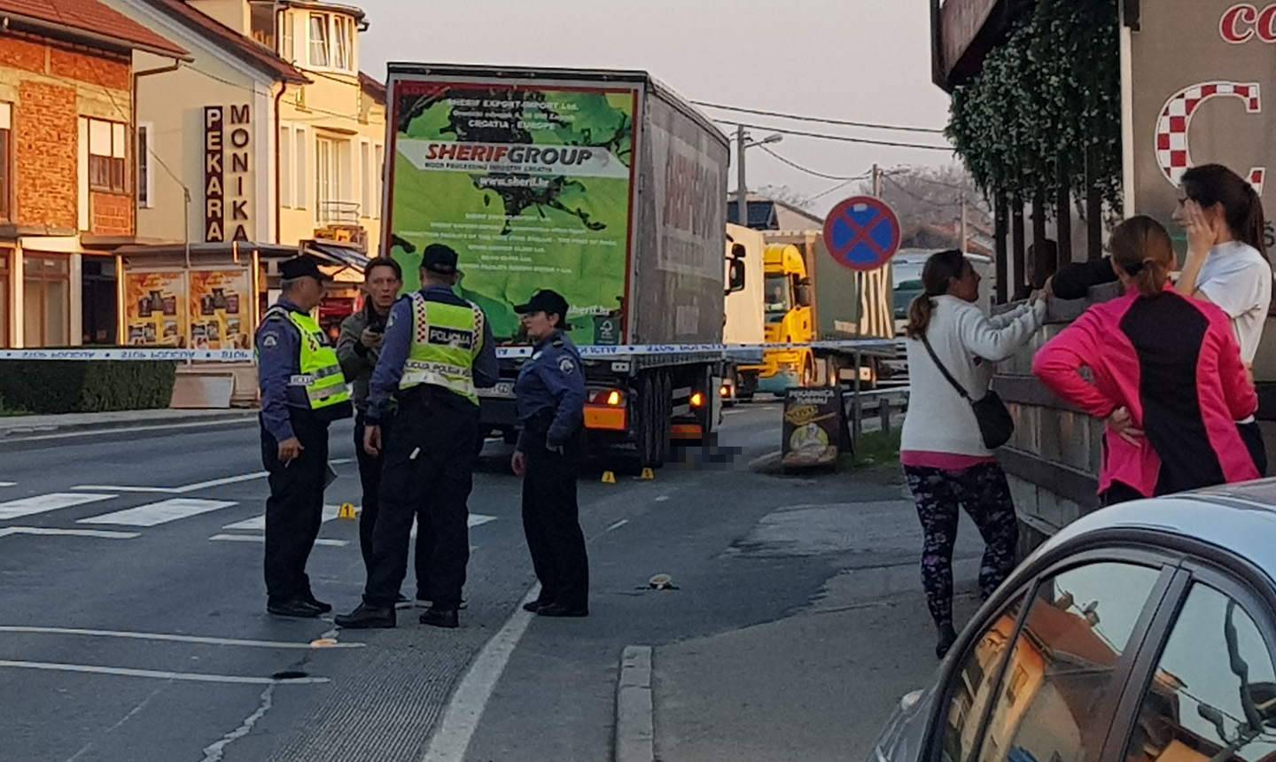 U naletu kamiona poginuo je dječak (10): 'Ovuda svi jure'