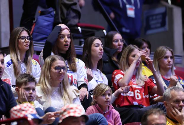 Malmo: Sestra Zvonimira Srne, Antonela, zabrinuta nakon ozlijede svog brata tijekom utakmice protiv Slovenije