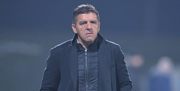 Velika Gorica: Zagrijavanje igrača uoči početka utakmice HNK Gorica i NK Vukovar