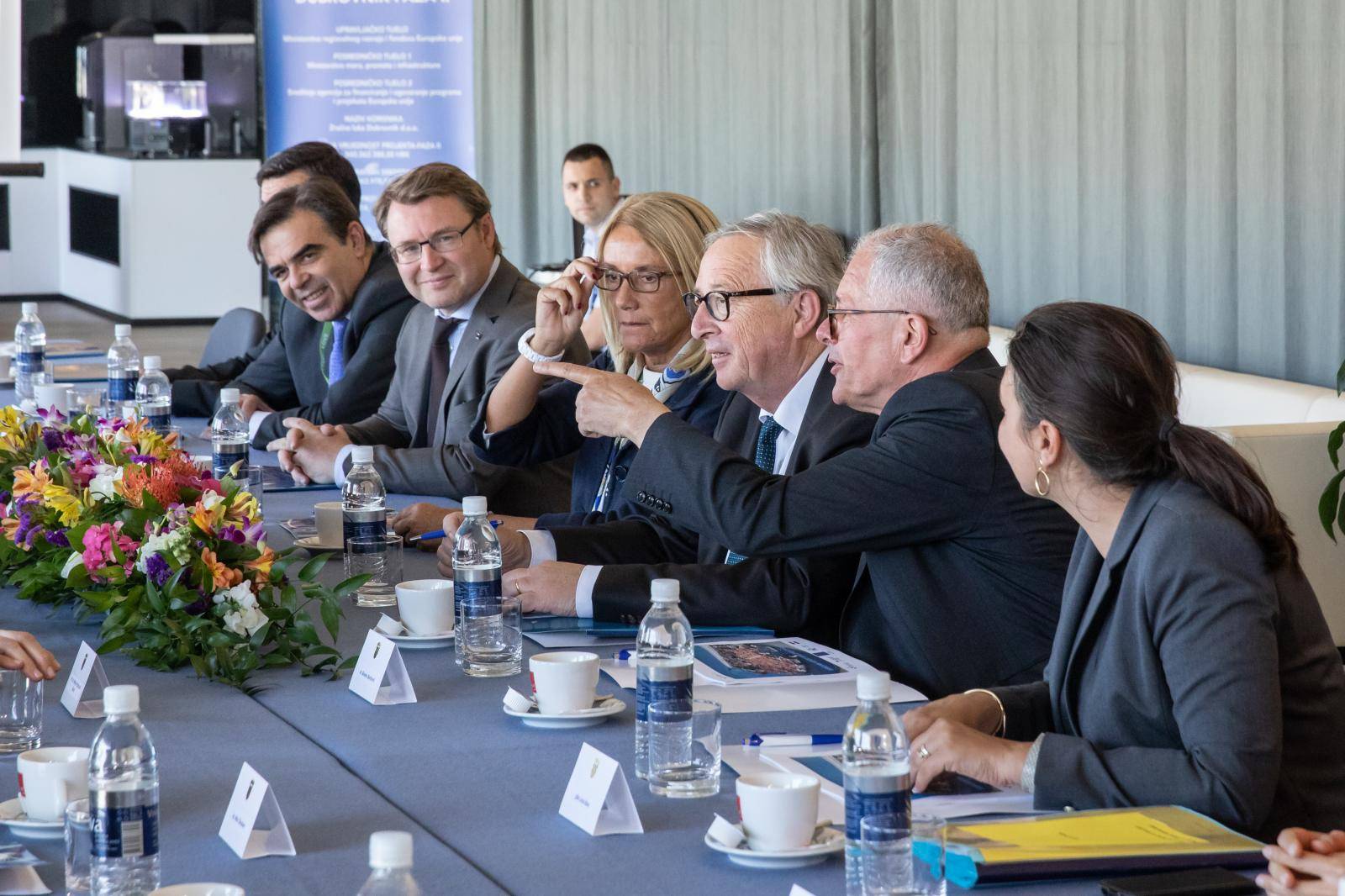 Plenki Junckera proveo kroz  obnovu zračne luke Dubrovnik