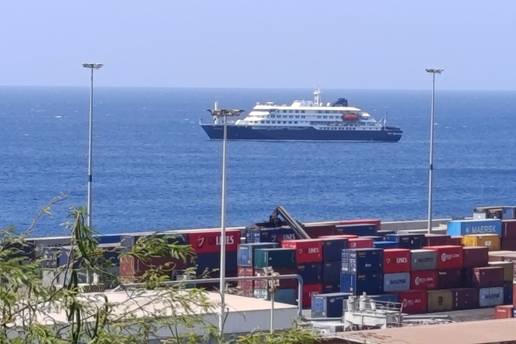 Putnike s kruzera na kojem se pro&scaron;irila zaraza prate zemlje diljem svijeta: 'Nije korona...'