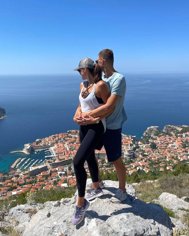 Zbog 'bosanskog dijamanta' odrekla se holivudske karijere: Evo tko je supruga Edina Džeke