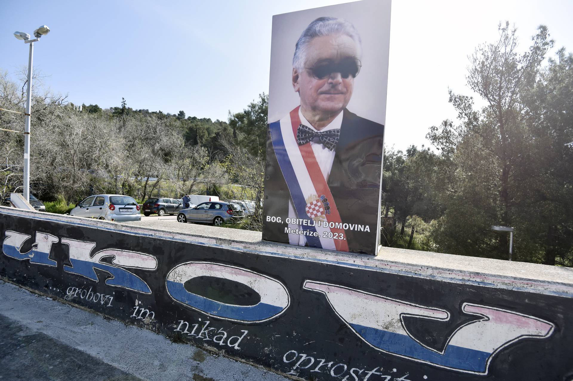 Šibenik: Išarana slika prvog predsjednik Franje Tu?mana još uvijek nije o?iš?ena ni zamijenjena