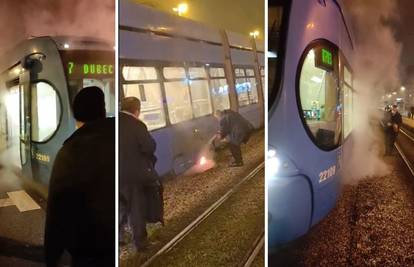 VIDEO Dim ispod tramvaja