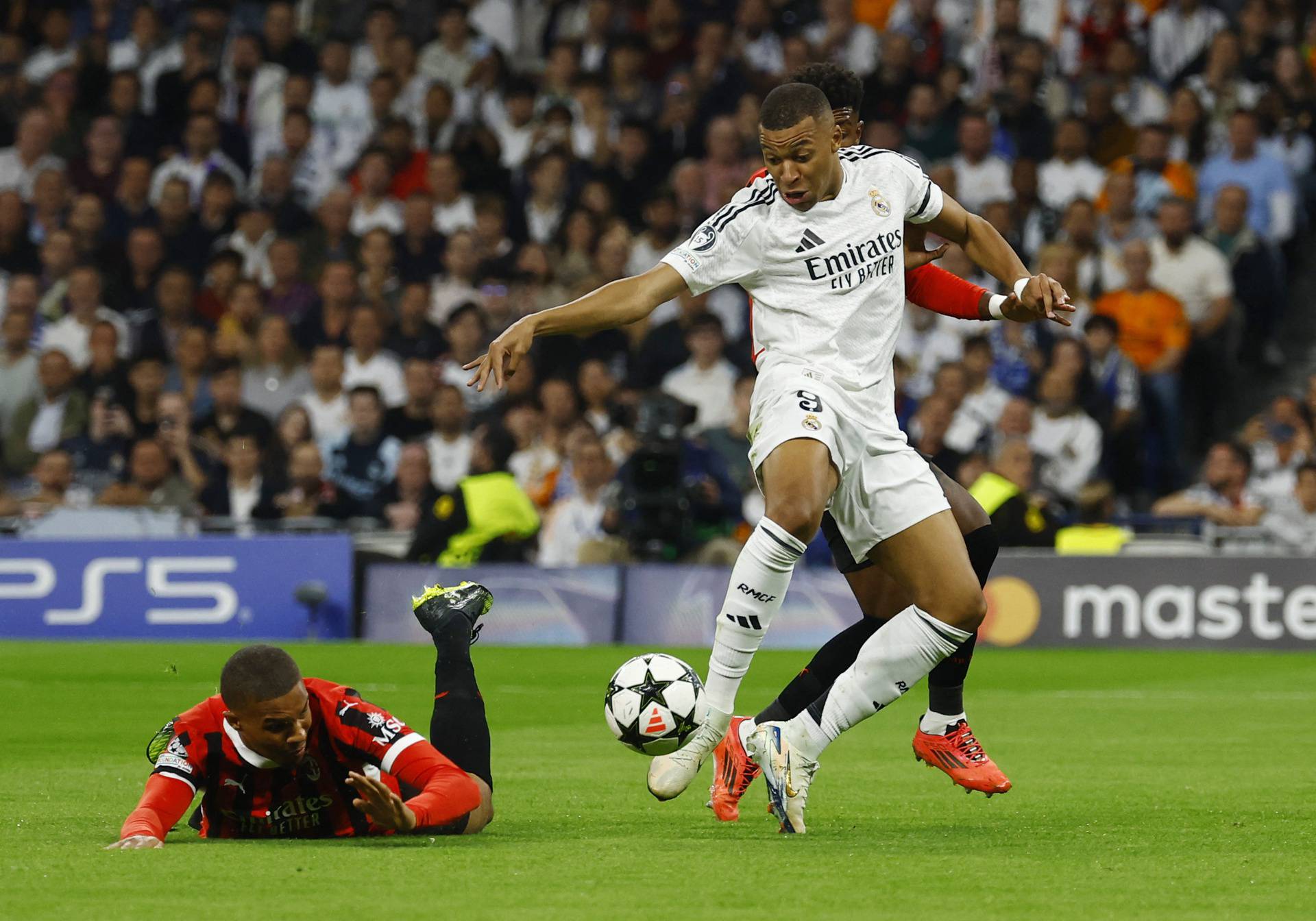 Champions League - Real Madrid v AC Milan