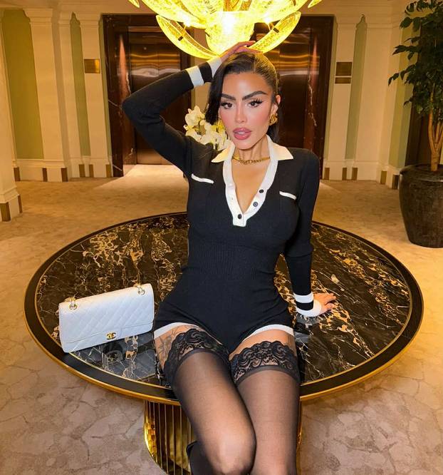 FOTO Pomiče granice onoga što se može pokazati u javnosti: 'Slatka sam kao pravi bombon'