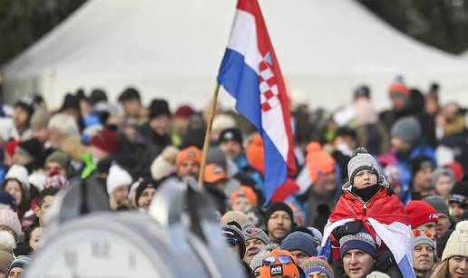 VIDEO Evo kako je stotine navijača u Kranjskoj Gori pratilo i slavilo pobjedu Zrinke Ljutić