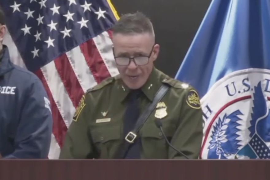 Mu&scaron;karac kojeg su u Minneapolisu smrtno ranili savezni agenti poku&scaron;avao je 'masakrirati policiju' - DHS