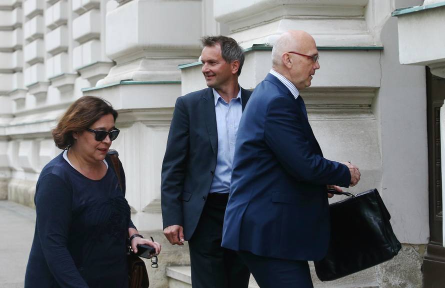 Bivši šef krim policije: Nisam ukrao novac i zlato iz sefa...