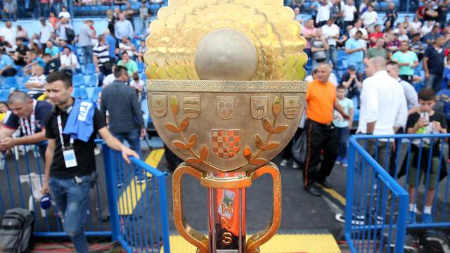 Vinkovci: Trofej koji će pripasti najboljem u Hrvatskom nogometnom kupu