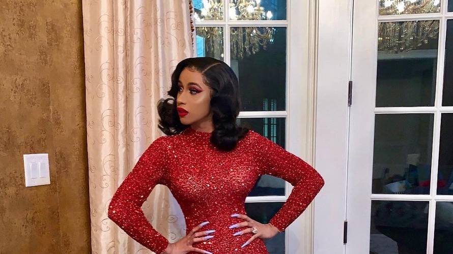 Liposukcija Cardi B nije prošla dobro: Ma, nikada više pod nož!