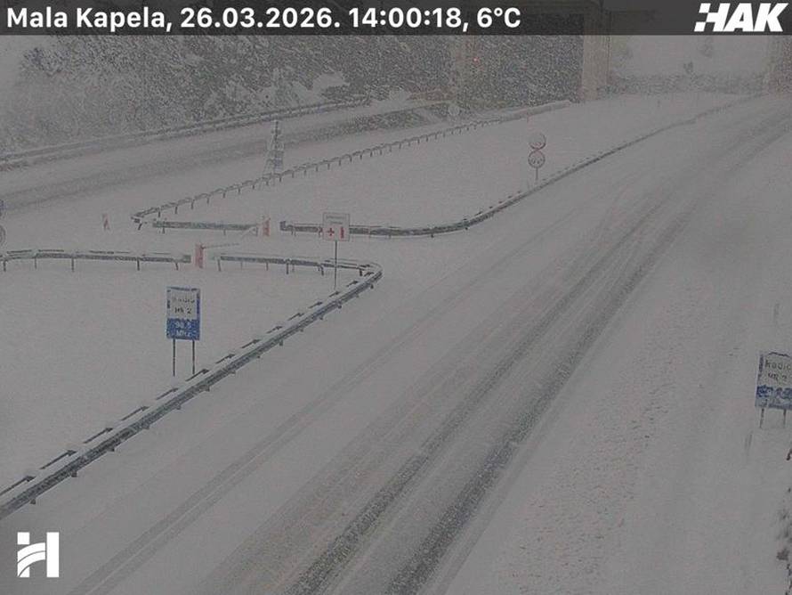 CRVENI METEOALARM Podigli razinu upozorenja za Zagreb! Vjetar ruši stabla po gradu...