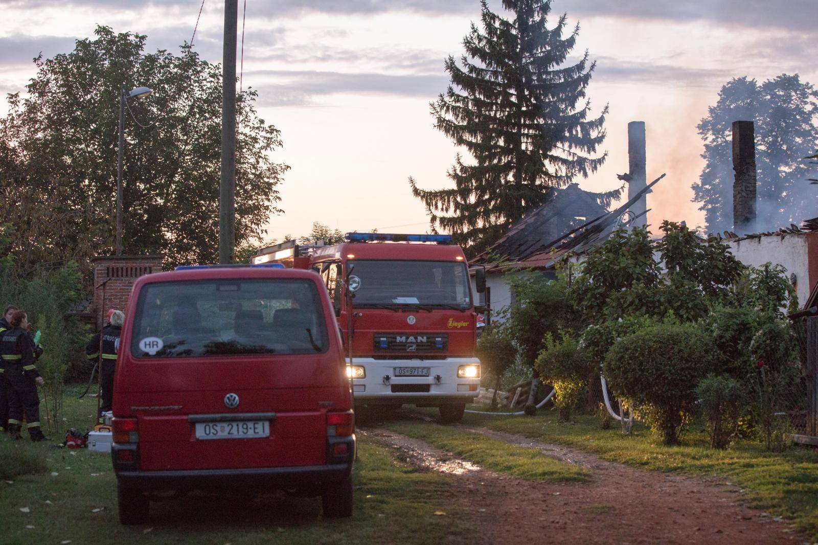 Kuća im izgorjela, a on obolio: 'Više nema ni moga Zvonimira'